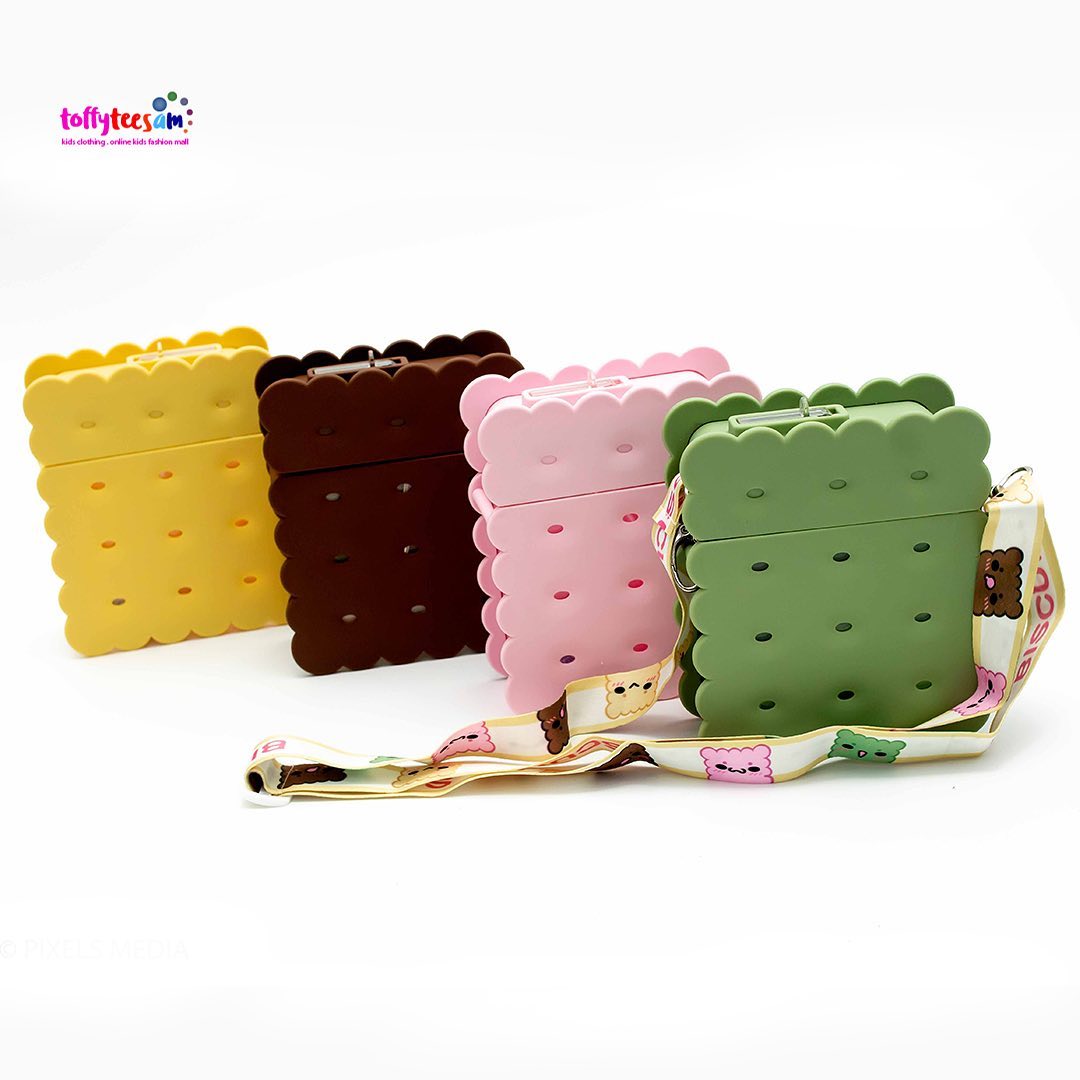 Biscuits Shape Water Bottle Square Water Bottle with Lid Drinking Bottle Adjustable Shoulder Strap Leak Proof Travel Cup